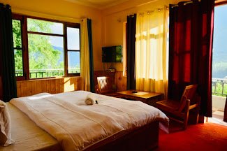 /storage/uploads/properties/original/Offbeat Stays HP-129 - Cottage, Manali-Manali-Himachal Pradesh-Cottages-OffBeat-Stays-4fe2bad04e606ceaf1f34af7806764620.jpg